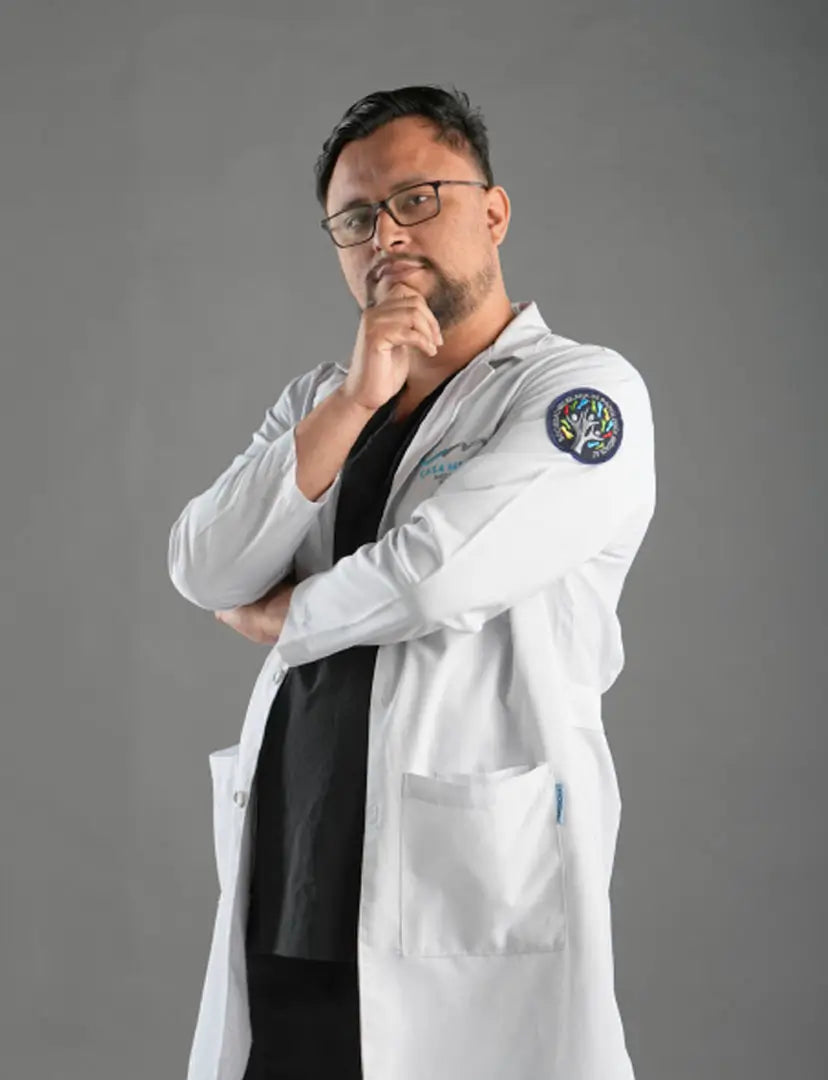 Dr. Daniel Aquino
